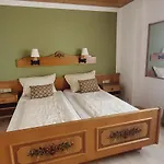 Seehang 3*