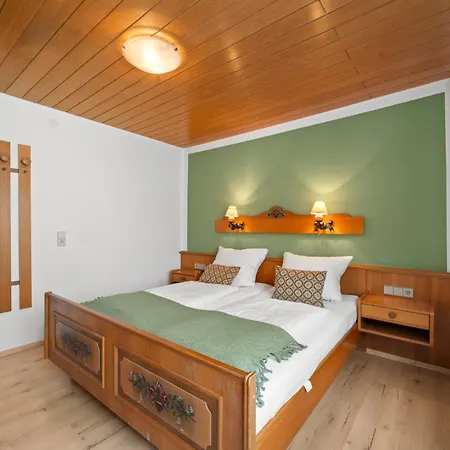 Seehang Guest house 3*